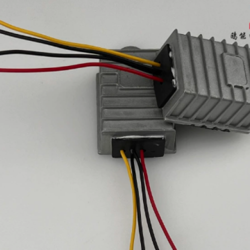 Знижуючий DC-DC 12В 6А