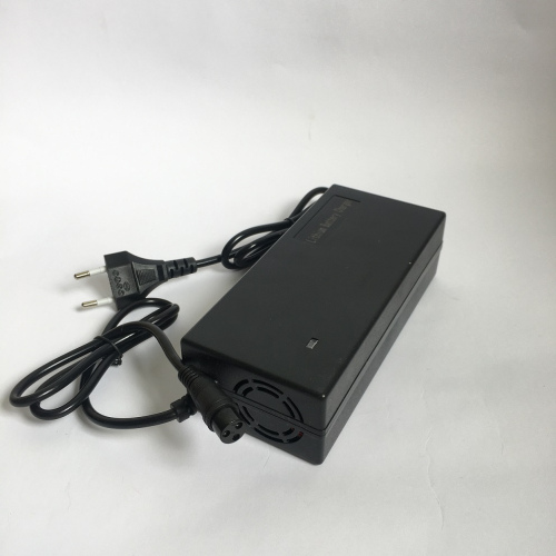 Зарядний пристрій 48V 2A 3PIN